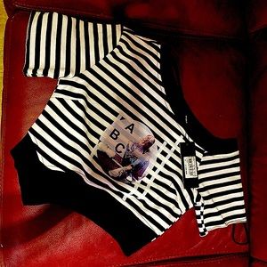 Black and white retro shirt from STUDIO F